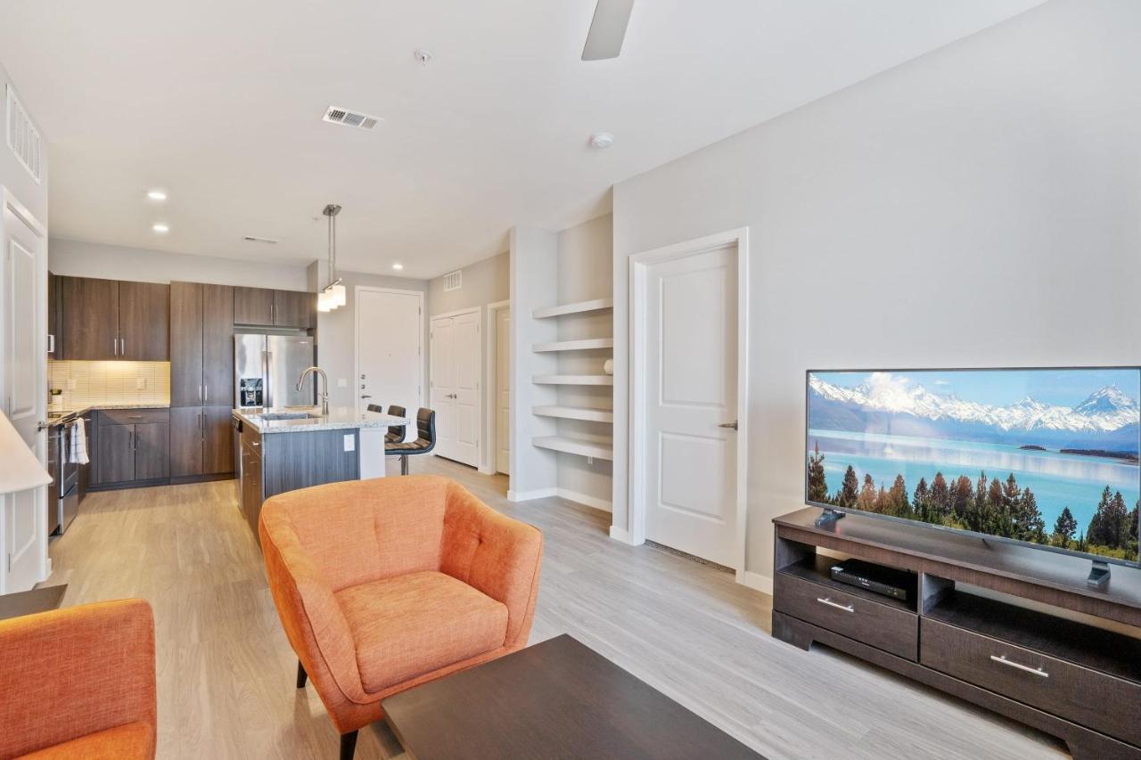 Stay Gia Modern 2 Bedroom Apartment With Swimming Pool Lejlighed Phoenix