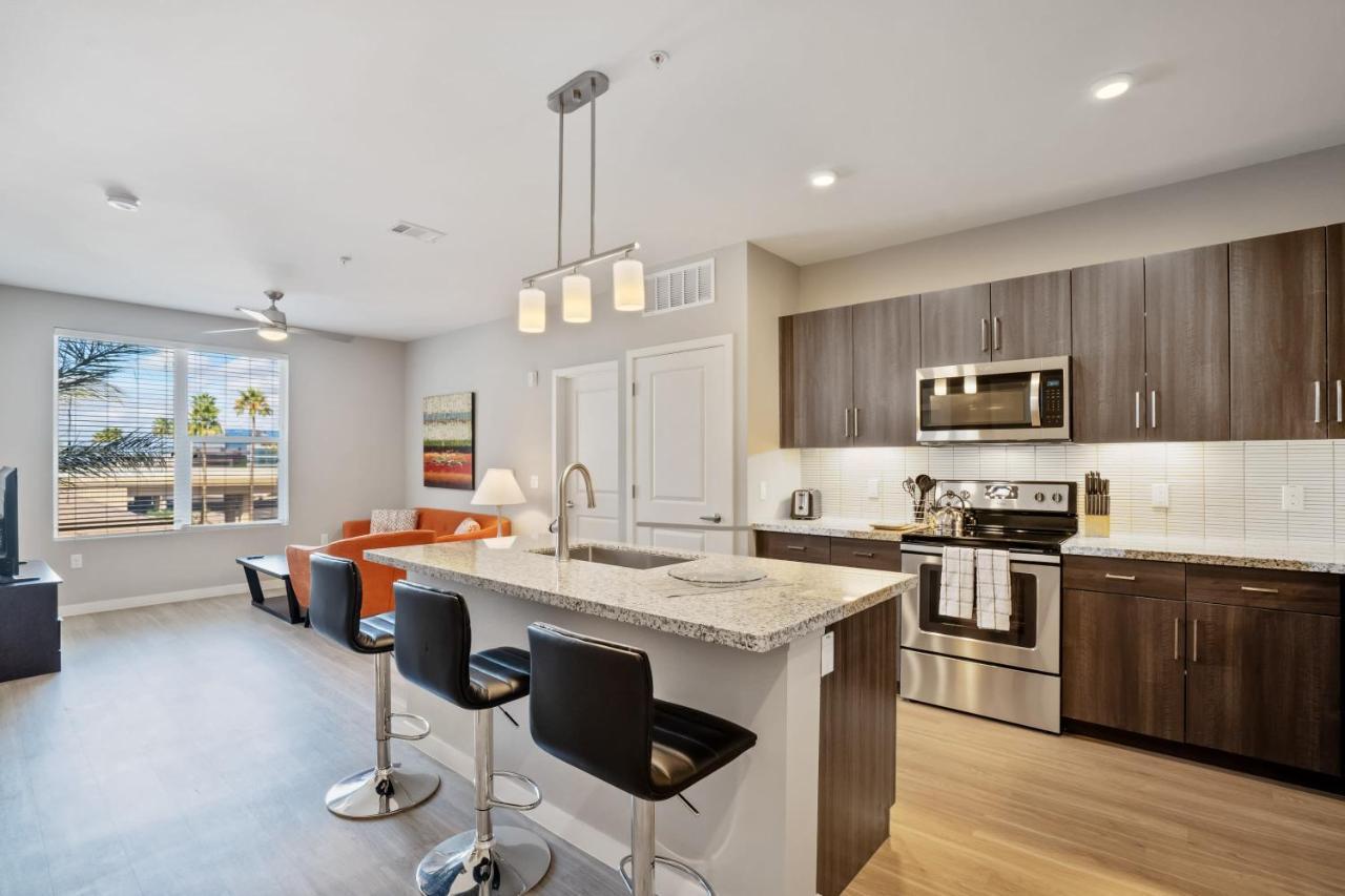 Stay Gia Modern 2 Bedroom Apartment With Swimming Pool Lejlighed Phoenix